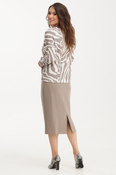 Элегантный трикотажный комплект блузы и юбки в бежевом Магия моды 2366 бежевый - фото 2