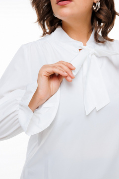 Блуза из вискозы с объемной плечевой сборкой Anelli 1323 белый - фото 3