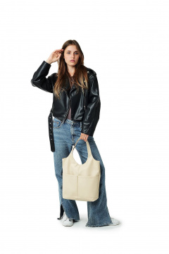 Эко-кожа сумка бежевого цвета подходящая для любого образа MT.Style City Bez2 - фото 5