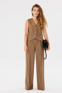 Демисезонный коричневый жилет из поливискозы с карманами FAMA 24038-2 коричневый - фото 1