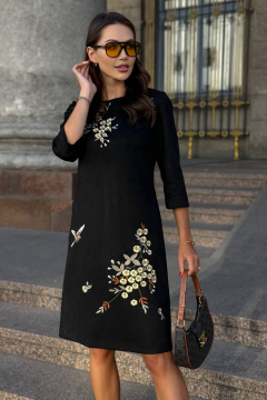 Платье из замши с вышивкой  за колено Urs 21-711-1 - фото 1