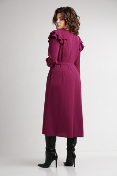 Розовое демисезонное платье с воланами и поясом Aira Style 24410 марсало - фото 3