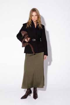 Комплект двойка укороченный жакет и атласная юбка макси PiRS 5570 черный+хаки - фото 1