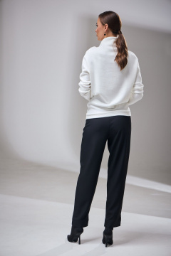 Женский джемпер с вышивкой и горловиной-хомут Kaloris 2136 - фото 3