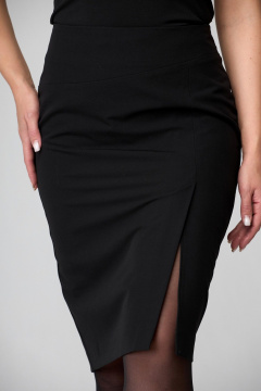 Юбка с фигурной кокеткой и разрезом-шлицей БелЭльСтиль 603-2 48 22 черный_ однотон - фото 3
