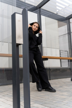 Брюки и свободный свитшот с капюшоном из трикотажа Luna 198 чёрный - фото 4