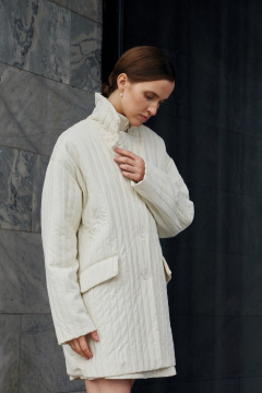 Демисезонная куртка-пиджак оверсайз на пуговицах Skipper Design 135 молочный - фото 1