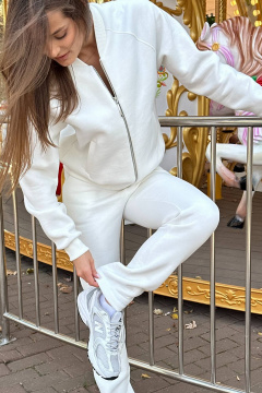 Белый костюм: бомбер и брюки из премиального футера Twok 300551 белый - фото 4