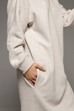 Платье с высоким воротником и металлической молнией из теплого футера Twok 400802 белый меланж - фото 4