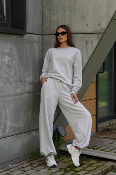 Костюм из футера с велюром палаццо и свитшотом Twok 400911 белый меланж - фото 1