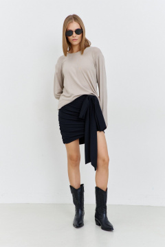 Короткая трикотажная юбка с рельефами и бантом AG Green G531/8 графит - фото 5