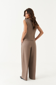 Жилет из поливискозы с прорезным карманом и рельефами Панда 202237w коричневый - фото 5