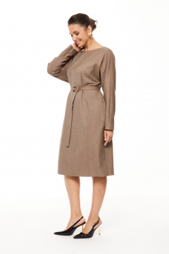 Платье приталенное с горловиной расширенной и карманами Панда 202780w коричневый - фото 1