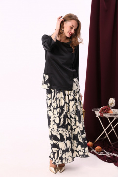 Блуза свободного кроя с складками и воротником с молнией NikVa 915-1 чёрный-беж - фото 1