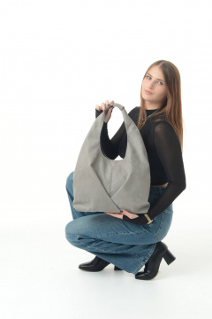 Круглогодичная сумка из искусственной замши с ручкой и карманами MT.Style Gabbi/\ grey-velour - фото 1