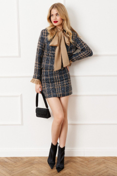 Демисезонный костюм юбочный из рогожки с жакетом и мини-юбкой Lokka 1548 синий/бежевый/черный/клетка - фото 3