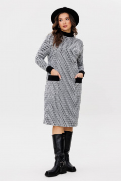 Трикотажное платье оверсайз с накладными карманами Fantazia Mod 4080 - фото 3