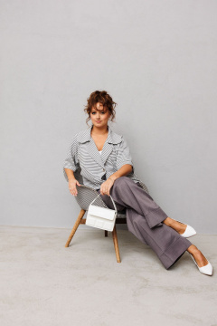 Костюм 2-ка жакет и брюки прямого кроя из текстиля Mubliz 230 серый - фото 5