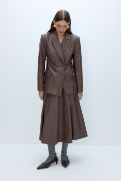 Костюм из жакета с шнуровкой и миди-юбки из экокожи PiRS 5670 мокко - фото 5