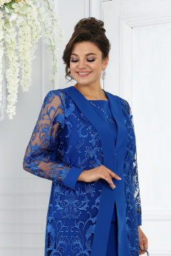 Стильный нарядный брючный комплект из кардигана, блузки и брюк Ninele 6038 василек - фото 2