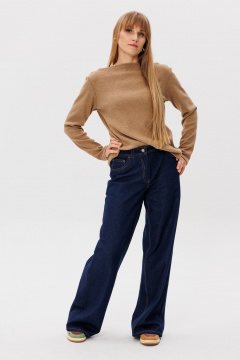 Демисезонный бежевый лонгслив из трикотажа свободного кроя FAMA 24063 бежевый - фото 1