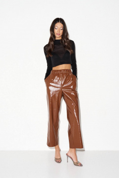 Экокожаные укороченные прямые брюки с поясом ANNETE A1407 - фото 1