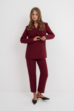 Деловой текстильный костюм из жакета и укороченных брюк PiRS 5747 марсала - фото 5
