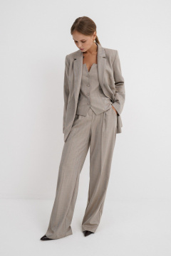 Деловой тройка из жакета, топа-корсета и брюк из текстиля PiRS 5783 бежевый - фото 4