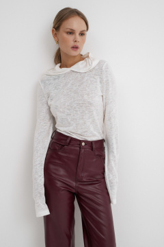 Демисезонный комплект брюк и лонгслива из экокожи PiRS 5744 молочный+ марсала - фото 2