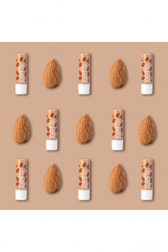 Круглогодичный бальзам для губ с масел ШИ и миндаля Relouis iCARE lip balm almond - фото 2
