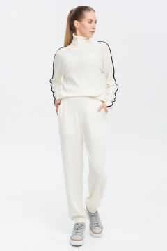 Молочные прямые брючки из мягкого трикотажа AREOLA 10791 жемчуг - фото 3