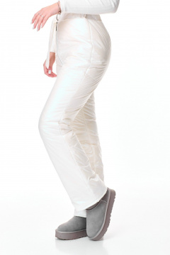 Брюки утепленные прямые из плащевой ткани с пряжкой T&N 7599 молочный_перламутр - фото 2