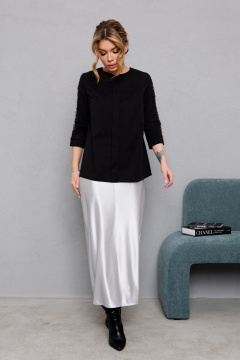 Черная хлопковая блузка с тесьмой и камнями для повседневного стиля AMORI 6455 чёрный - фото 3