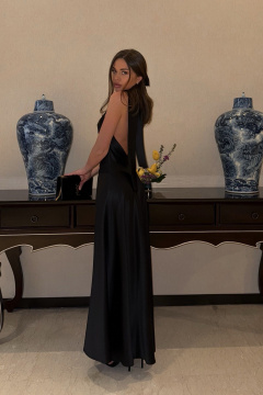 Платье с открытой спиной из атласа для праздника O.N.E.Gold 26PL - фото 4