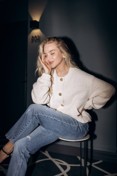 Бомбер oversize из твида, демисезон, белый с пуговицами LECIEL BR01 - фото 3