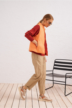 Летний плащёвый оранжевый жилет для ярких образов BURVIN 9583-76 - фото 3