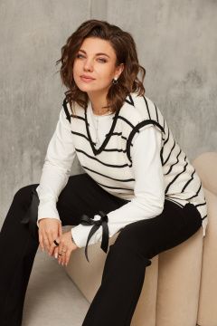 Демисезонный жилет из трикотажа с контрастной отделкой BegiModa 7017 черно-белый - фото 4