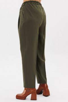 Зеленые брюки до щиколотки с заутюженными стрелками и карманами Anelli 1384 кипарисовый - фото 3