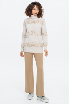 Свитер молочный жаккардовый с высоким воротом и длиной 72 см AREOLA 10455 брюле/арахис/щербет - фото 3