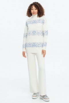 Свитер молочный жаккардовый с высоким воротом и длиной 72 см AREOLA 10455 жемчуг/ракушка/небесный - фото 2