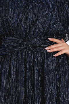 Платье гофре с люрексом и draped поясом для торжественных случаев Ninele 6046 синий - фото 4