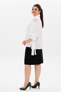 Белая блуза из вискозы с кружевными рукавами для делового образа Anelli 1238 петунья - фото 4