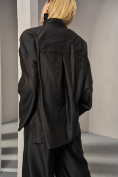 Деловая удлиненная блуза из шелка и хлопка с карманами DEVITA 6008-2 черный - фото 3