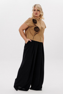 Комплект блуза с цветочным декором и брючный костюм LM К5020 черный_песок - фото 2