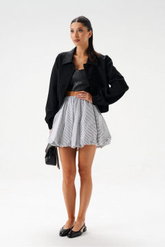 Круглогодичный черный укороченный жакет с резинкой ANNETE A5401 - фото 3