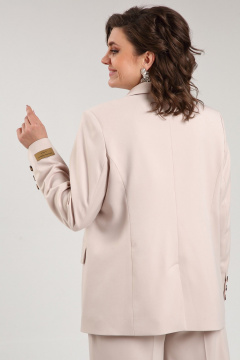 Костюм двойка из текстиля с оверсайз жакетом и классическими брюками SMilaLine М-25201 бежевый - фото 3