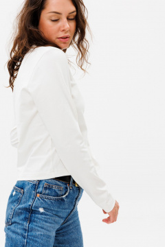 Демисезонный трикотажный джемпер с нашивкой HIT 2021 молочный - фото 3