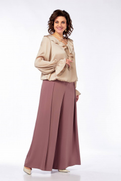 Брюки-палаццо из текстиля с глубокими складками Ольга Стиль С-891 пудра - фото 4
