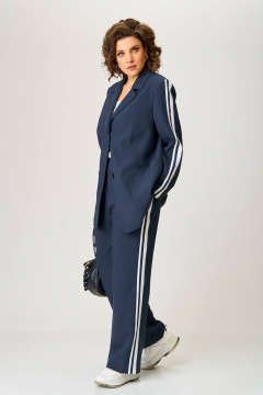 Костюм с жакетом и брюками из костюмной ткани с накладными карманами Karina deLux M-1336 - фото 1