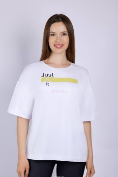 Майка из трикотажа оверсайз с круглой горловиной Verally 494П-1 слоган на белом - фото 1